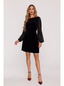 Made of emotion Sukienka w kolorze czarnym rozmiar: M. Czarne sukienki Made Of Emotion, na co dzień, m, bez wzorów, z bawełny, bez kołnierzyka, bez ramiączek, mini, proste. Za 307,95 zł.