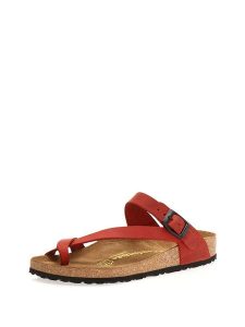 Comfortfusse Skórzane japonki w kolorze czerwonym rozmiar: 35. Czerwone klapki Comfortfüße, bez wzorów, z otwartym noskiem, bez obcasa. Za 252,99 zł.