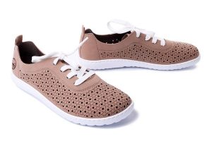 RIEKER 52803-60 beige, półbuty letnie damskie. Brązowe półbuty Rieker, na lato, bez wzorów, bez obcasa, bez zapięcia. Za 195,93 zł.