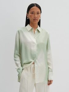 Someday. Koszula w kolorze zielonym rozmiar: 40. Zielone koszule someday., bez wzorów, z wiskozy, bez kołnierzyka, bez ramiączek. Za 195,99 zł.