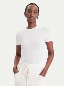 Guess T-Shirt O6BM13 K5058 Kremowy Slim Fit. Białe t-shirty Guess, s, z aplikacjami, z lyocellu, bez kołnierzyka, bez ramiączek. Za 154,99 zł.