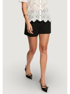 Morgan Szorty materiałowe 261-SHRIS.F Czarny Regular Fit. Czarne szorty Morgan, bez wzorów, z materiału. Za 279,99 zł.