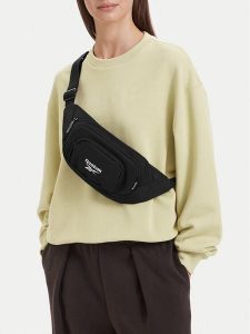 Reebok Nerka CWBEO-RBK-B-005-07 Czarny. Czarne nerki i saszetki Reebok, bez wzorów, z materiału. Za 69,99 zł.
