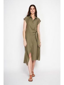 Le Jardin du Lin Sukienka w kolorze khaki rozmiar: 42. Brązowe sukienki Le jardin du lin, bez wzorów, bez kołnierzyka, bez ramiączek, midi. Za 175,26 zł.