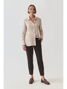 TATUUM Bluzka w kolorze jasnoróżowym rozmiar: 44. Różowe bluzki Tatuum, bez wzorów, z lyocellu, bez kołnierzyka, bez ramiączek. Za 146,45 zł.