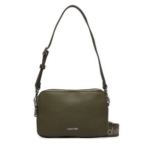 Torebka Calvin Klein. Zielone listonoszki Calvin Klein, bez wzorów, bez dodatków. Za 409,99 zł.