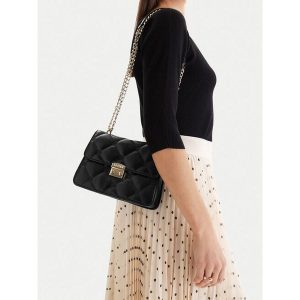 Torebka MEXX. Czarne listonoszki Mexx, bez wzorów, bez dodatków. Za 199,99 zł.