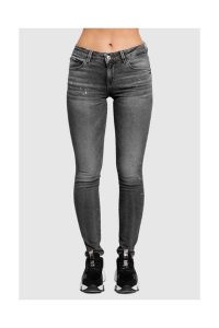 GUESS Szare jeansy damskie z brokatem, Rozmiar 28/30. Szare jeansy Guess, z aplikacjami, z jeansu. W wyprzedaży za 399,99 zł.
