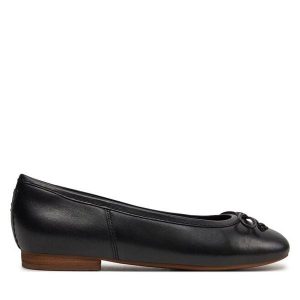 Baleriny Clarks. Czarne balerinki Clarks, bez wzorów, bez obcasa, bez zapięcia. Za 259,99 zł.