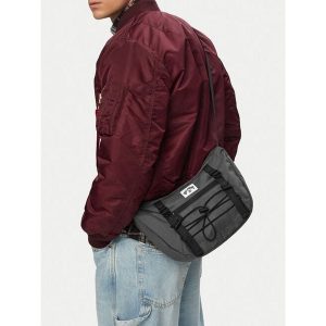 Torebka Billabong. Szare listonoszki Billabong, bez wzorów, bez dodatków. Za 59,99 zł.