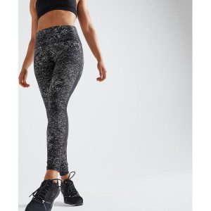 Legginsy fitness damskie Domyos. Czarne legginsy DOMYOS, bez wzorów, z materiału, z podwyższonym stanem. Za 99,99 zł.