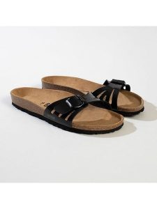 BACKSUN Klapki "Venezia" w kolorze czarnym rozmiar: 38. Czarne klapki Backsun, bez wzorów, bez obcasa. Za 91,34 zł.