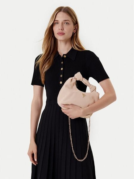 Guess Torebka Isotta HWSG96 60010 Beżowy. Brązowe torebki klasyczne Guess, z aplikacjami, ze skóry, bez dodatków. Za 419,99 zł.