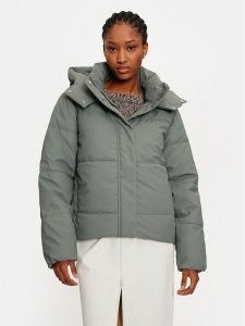 Vero Moda Kurtka zimowa Greta Kylie 10311315 Zielony Regular Fit. Zielone kurtki Vero Moda, na zimę, s, bez wzorów, ze skóry, bez kaptura. Za 319,99 zł.