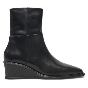 Botki Vagabond Shoemakers. Czarne botki Vagabond Shoemakers, bez wzorów, bez obcasa, na koturnie, bez zapięcia. Za 529,99 zł.