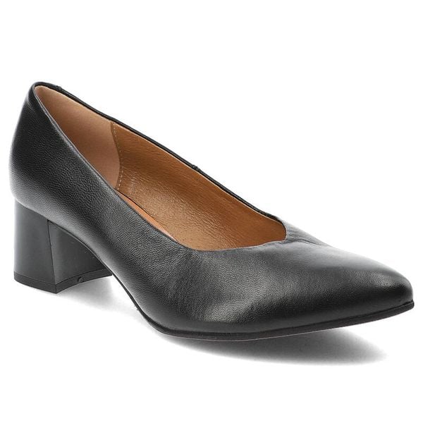 Czarne Czółenka Espirito Stylowe Obuwie Damskie Na Obcasie. Czarne czółenka Espirito, bez wzorów, ze skóry, bez obcasa, na obcasie, bez zapięcia. Za 322,99 zł.