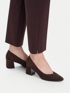 Lasocki Półbuty CEO-HMS3022-4 Brązowy. Brązowe czółenka Lasocki, bez wzorów, ze skóry, bez obcasa, na obcasie, bez zapięcia. Za 249,99 zł.