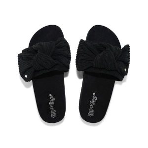 Klapki plażowe damskie Flip Flop Pool Slide. Czarne klapki Flip Flop, bez wzorów, bez obcasa. Za 100,05 zł.