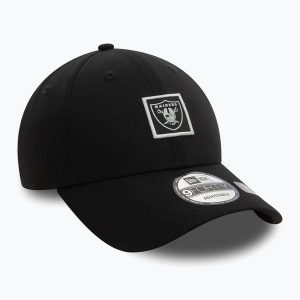 Czapka z daszkiem New Era Metallic Patch 9FORTY Las Vegas Raiders. Czarne czapki New Era, bez wzorów. Za 119,99 zł.