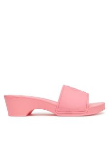 Guess Klapki E5GZ06 BB00F Różowy. Czerwone klapki Guess, z aplikacjami, z tworzywa sztucznego, bez obcasa. Za 119,99 zł.