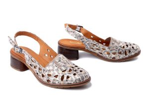 ARTIKER RELAKS 58C2114 beżowy, czółenka damskie. Brązowe czółenka Artiker Relaks, bez wzorów, z gumy, bez obcasa, na obcasie, bez zapięcia. Za 274,90 zł.