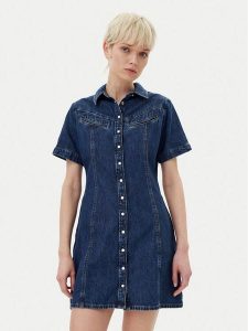 Levi's® Sukienka jeansowa Rinoa 001HR-0000 Niebieski Standard Fit. Niebieskie kombinezony s, bez wzorów, z bawełny, bez kołnierzyka, bez ramiączek. Za 239,99 zł.