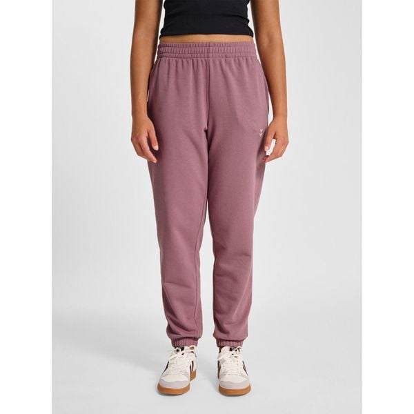 Damskie spodnie dresowe Hummel Pulse. Fioletowe spodnie dresowe Hummel, bez wzorów, z dresówki. Za 170,00 zł.