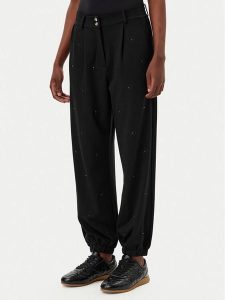 Liu Jo Sport Spodnie dresowe TA5193 J5942 Czarny Relaxed Fit. Czarne spodnie dresowe Liu Jo Sport, m, bez wzorów, z bawełny. Za 359,99 zł.