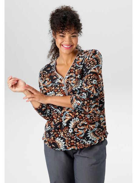 Aniston Koszulka w kolorze czarnym ze wzorem rozmiar: 50. Czarne bluzki Aniston, bez wzorów, bez kołnierzyka, bez ramiączek. Za 52,30 zł.