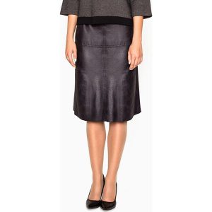 Spódnica w kolorze czarnym. Spódnice marki Far Far Fashion. W wyprzedaży za 79,95 zł.