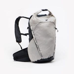 Plecak turystyczny Quechua MH500 Light 22 l. Brązowe plecaki QUECHUA. Za 269,99 zł.