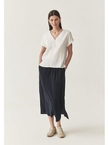 TATUUM Bluzka w kolorze białym rozmiar: 46. Białe bluzki Tatuum, bez wzorów, bez kołnierzyka, bez ramiączek. Za 126,15 zł.