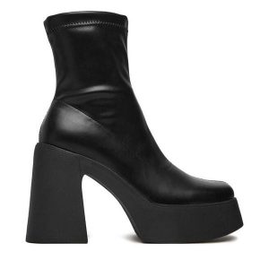 Botki DeeZee. Czarne botki DeeZee, bez wzorów, bez obcasa, na słupku, bez zapięcia. Za 229,99 zł.