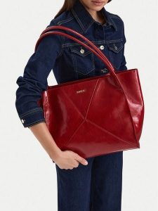 MEXX Torebka CEO-MEXX-L-002-10 Czerwony. Czerwone shopper bag Mexx, bez wzorów, ze skóry, bez dodatków. Za 229,99 zł.