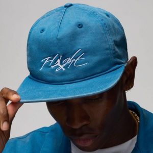 Czapka z daszkiem Air Jordan Flight Pro Unstructured Blue - FV5300-457. Niebieskie czapki Jordan, bez wzorów. Za 98,90 zł.