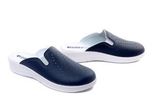 Inblu 50-34 104 blu, klapki damskie. Niebieskie klapki Inblu, bez wzorów, ze skóry ekologicznej, bez obcasa, na koturnie. Za 73,90 zł.