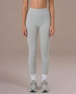 Legginsy Softform™ - Szary melanż. Szare legginsy JOY STUDIO, bez wzorów, z materiału, z podwyższonym stanem, długie. Za 243,00 zł.