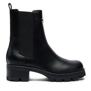 Botki Guess. Czarne botki Guess, z aplikacjami, bez obcasa, na płaskiej podeszwie, bez zapięcia. Za 509,99 zł.