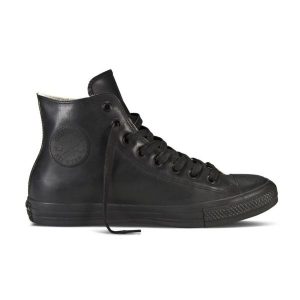Buty do chodzenia unisex Converse CTAS Hi. Czerwone buty sportowe Converse, bez wzorów, bez zapięcia, trekkingowe. Za 291,00 zł.