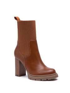 Foreverfolie Botki w kolorze jasnobrązowym rozmiar: 36. Brązowe botki Foreverfolie, bez wzorów, bez obcasa, bez zapięcia. Za 144,92 zł.