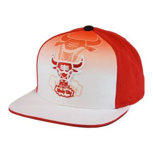 Czapka z daszkiem Mitchell & Ness NBA 11/12 Draft Snapback Chicago-CBUYYPPPRED1. Czerwone czapki MITCHELL & NESS, bez wzorów, sportowe. Za 89,00 zł.