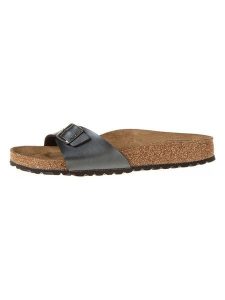 Birkenstock Klapki w kolorze czarnym rozmiar: 38. Szare klapki Birkenstock, bez wzorów, z otwartym noskiem, bez obcasa. Za 284,82 zł.