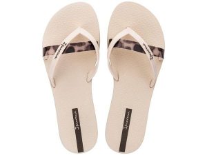 Klapki japonki damskie Ipanema Kirei Chic. Brązowe klapki Ipanema, bez wzorów, z gumy, bez obcasa. Za 62,99 zł.