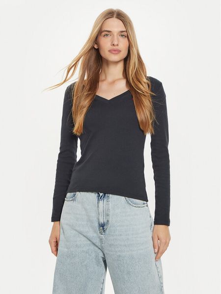 Levi's® Bluzka A9330-0000 Czarny Regular Fit. Czarne bluzki m, bez wzorów, z bawełny, bez kołnierzyka, bez ramiączek. Za 119,99 zł.