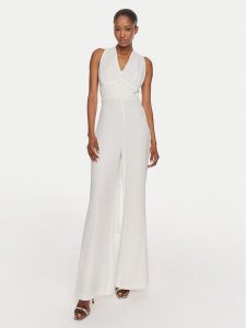 Rinascimento Kombinezon CFC0019513002 Biały Regular Fit. Białe kombinezony Rinascimento, xl, bez wzorów, z syntetyku, bez kołnierzyka, bez ramiączek. Za 359,99 zł.