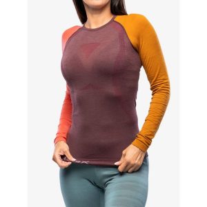 Bluza termiczna damska Ortovox 120 Comp Light Long Sleeve. Czerwone bluzy ORTOVOX, na zimę, l, bez wzorów, bez kaptura. Za 340,99 zł.