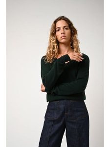 AUTHENTIC CASHMERE Kaszmirowy sweter "Giusalet" w kolorze ciemnozielonym rozmiar: M. Zielone swetry oversize AUTHENTIC CASHMERE, m, bez wzorów, z kaszmiru, bez ramiączek. Za 226,24 zł.