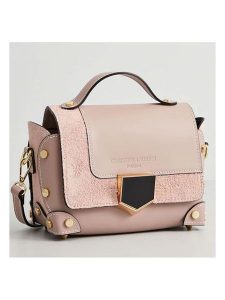 Christian Laurier Skórzana torebka "Nanu" w kolorze jasnoróżowym - 24 x 16 x 10 cm rozmiar: onesize. Różowe torebki klasyczne Christian Laurier, bez wzorów, z materiału, przez ramię, bez dodatków. Za 217,99 zł.