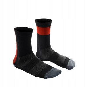 Skarpetki rowerowe Dainese HG AER Socks. Czarne skarpetki Dainese, bez wzorów. Za 100,00 zł.