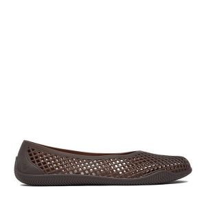 Buty do sportów wodnych Roxy. Brązowe kalosze Roxy, bez wzorów. Za 99,99 zł.